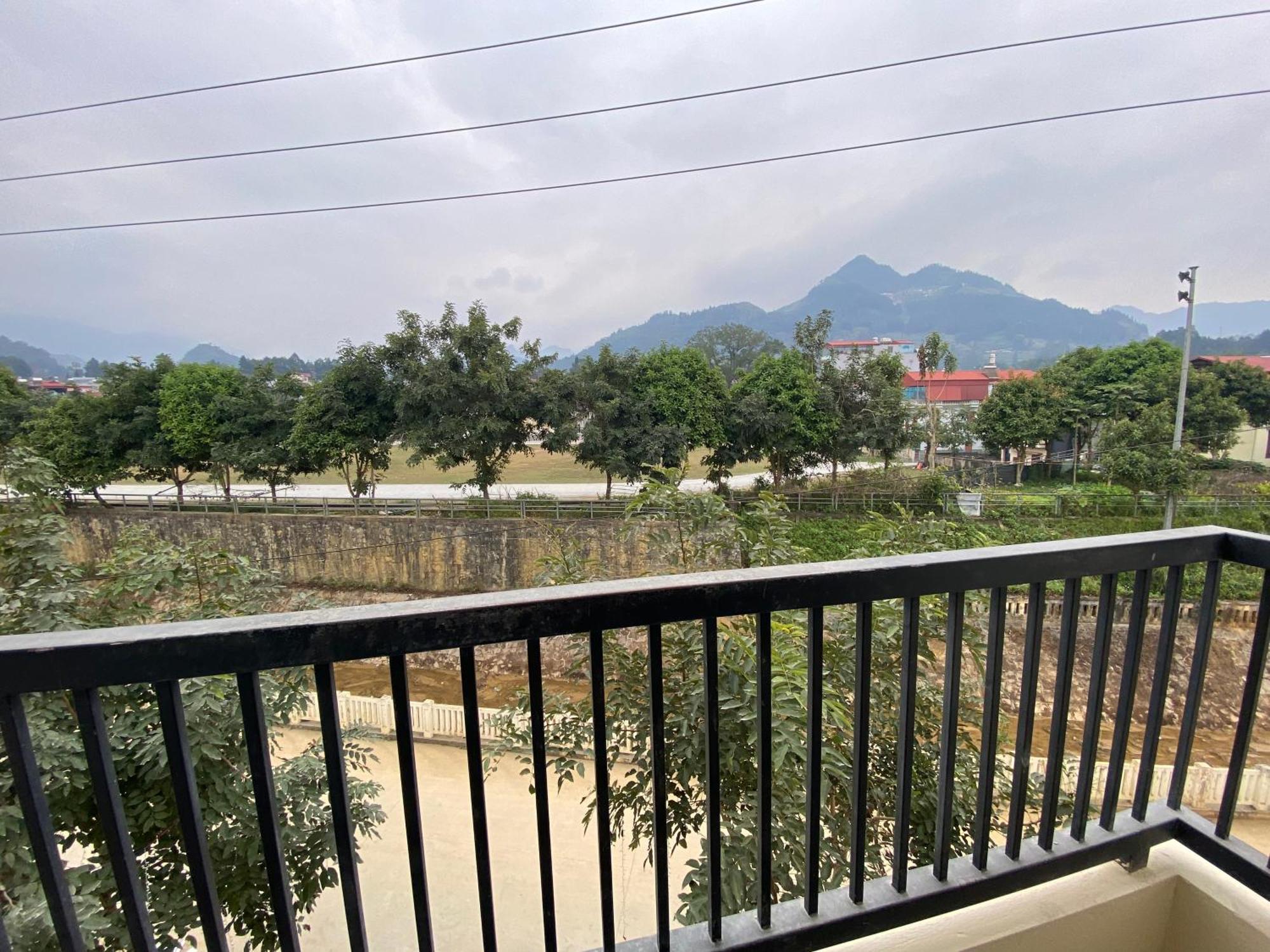 Square Homestay & Coffee Bac Ha  Extérieur photo