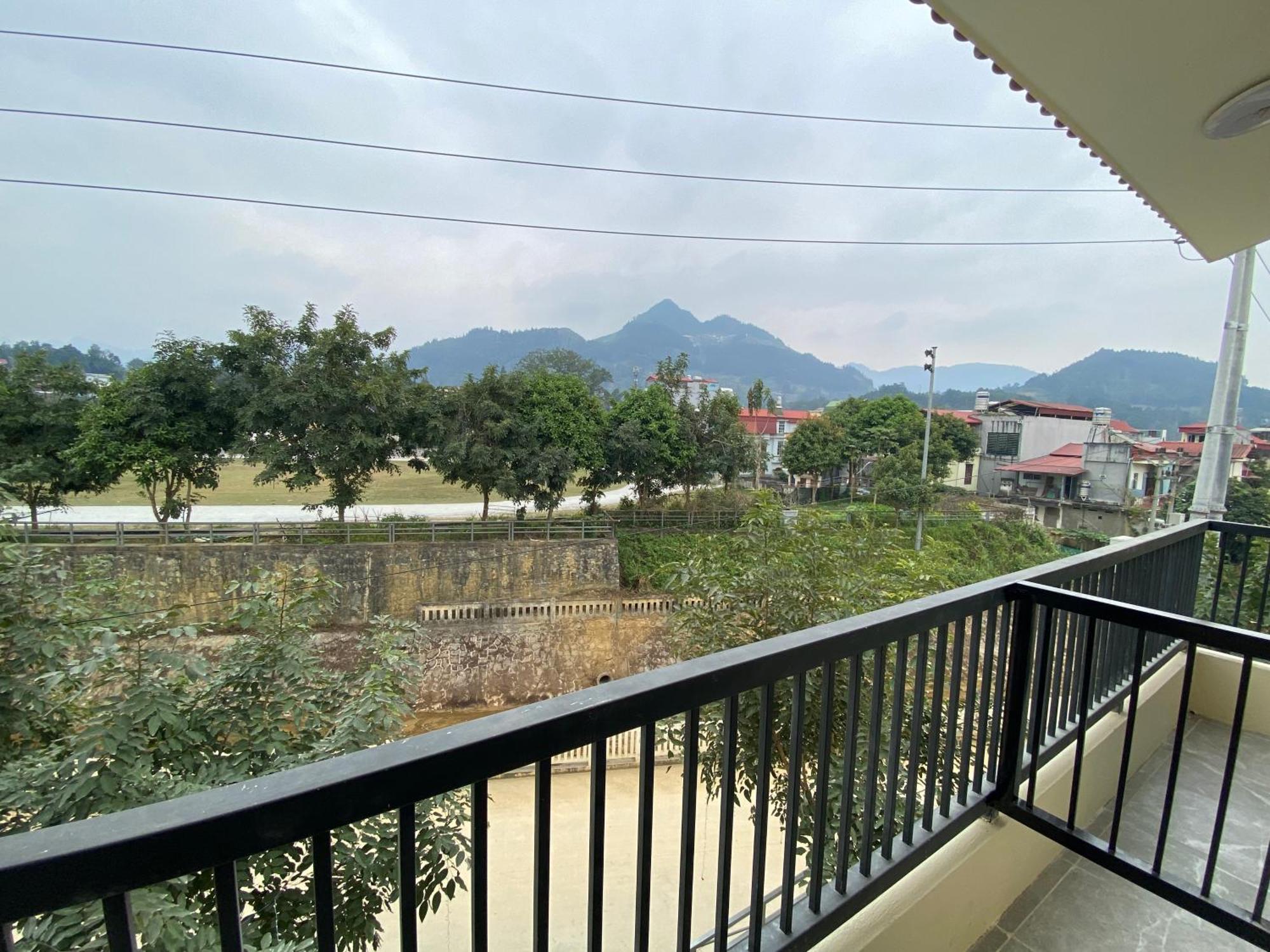 Square Homestay & Coffee Bac Ha  Extérieur photo